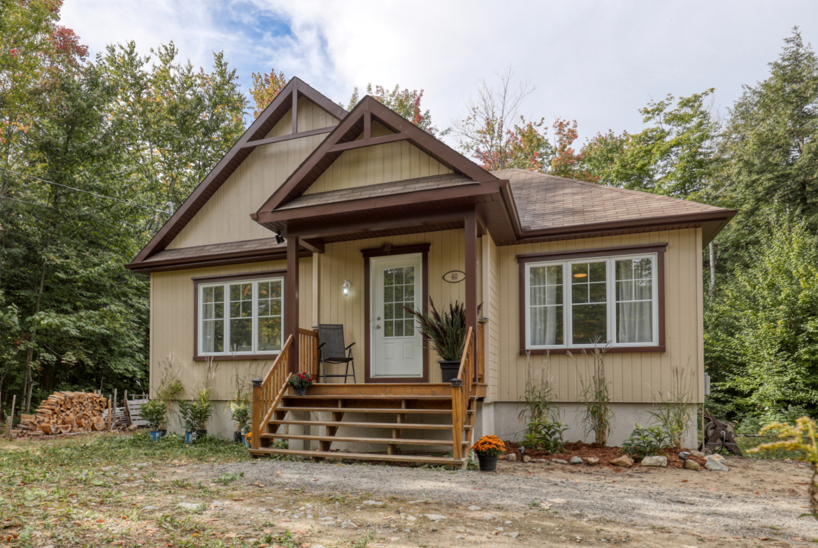 Facade maison a vendre a Saint-Calixte